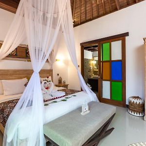 Three-Bedroom Villa Private Pool